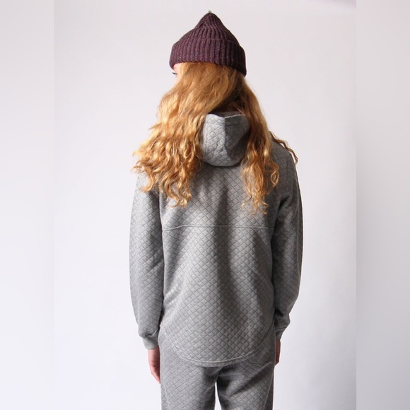 Small | Muttonhead | Camping Hoodie - Heather Grey Quilt - Picture 3 of 12